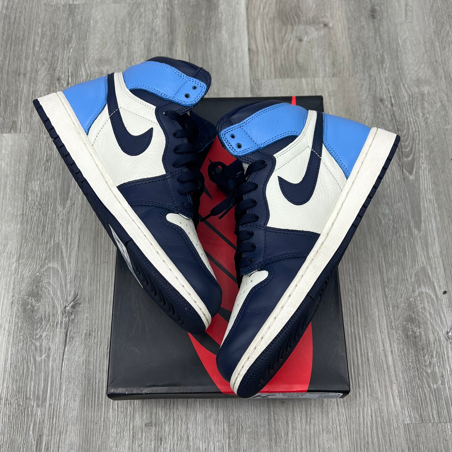 Jordan 1 Retro High Obsidian Sz 9.5 (Preowned)