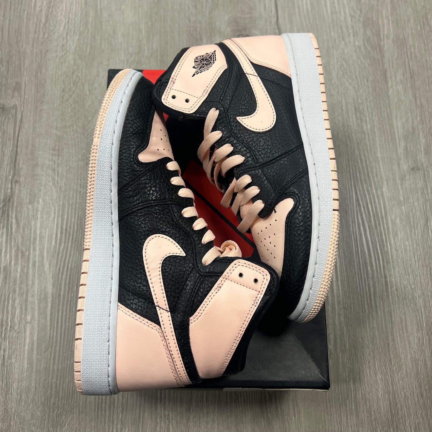 Jordan 1 High Crimson Tint Sz 6Y (Preowned)