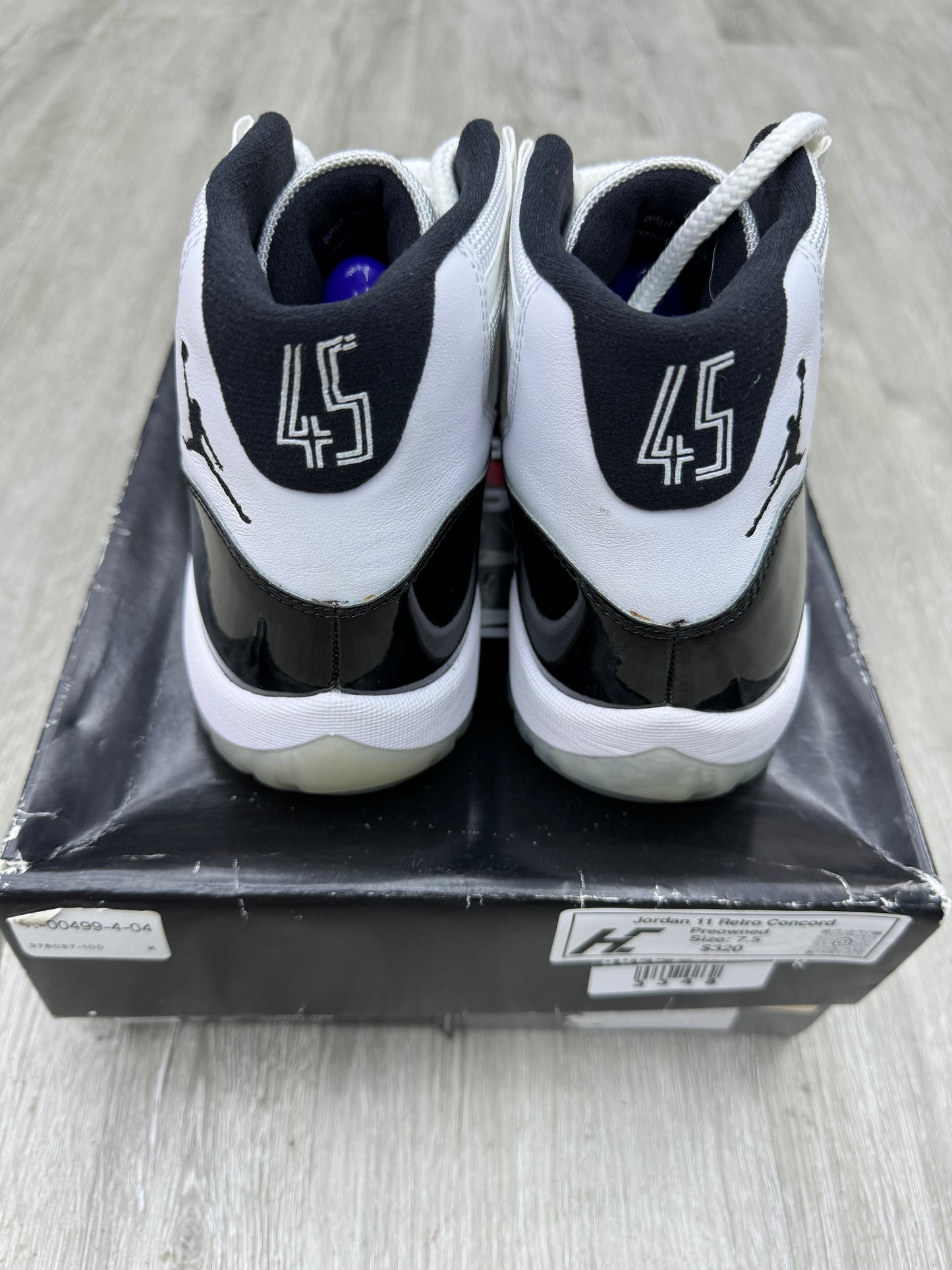 Jordan 11 Concord Sz 7.5 (Preowned)