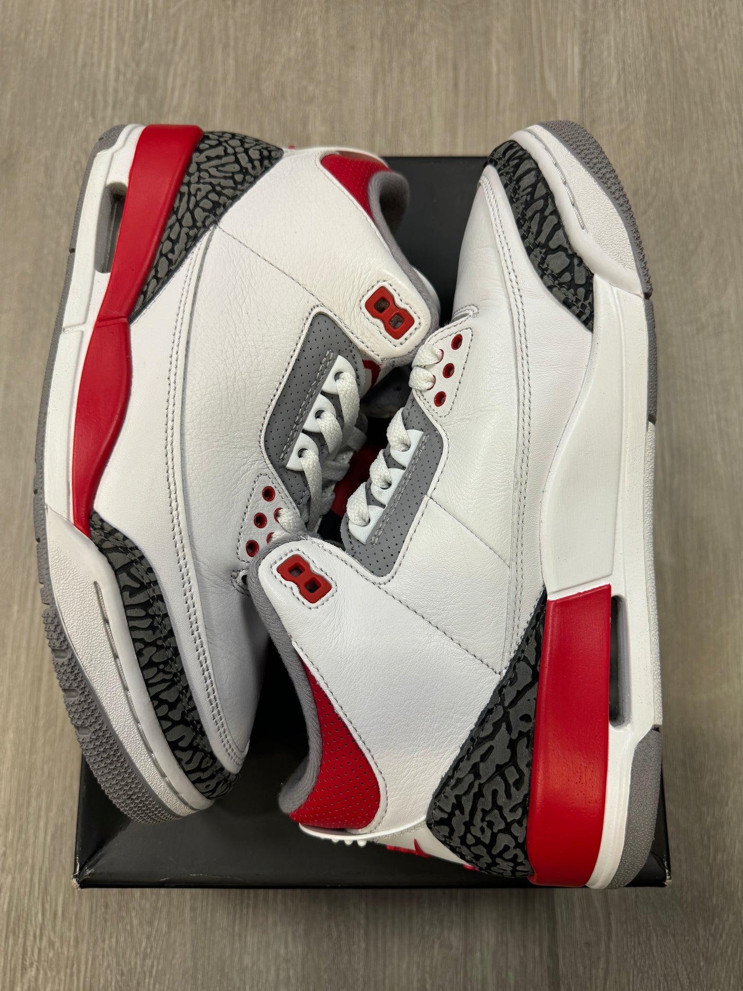 Jordan 3 Fire Red Sz 8.5 (Preowned)