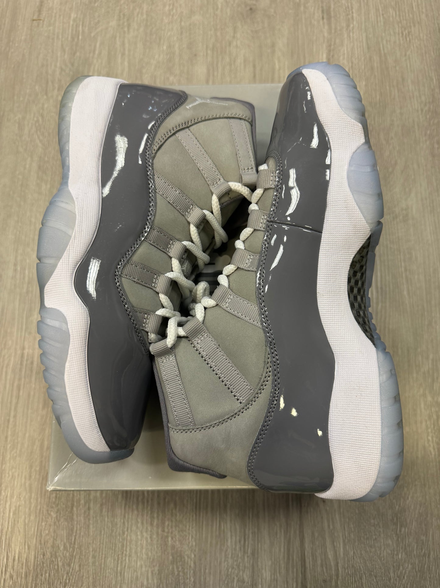 Jordan 11 Cool Grey Sz 8.5 (Preowned)