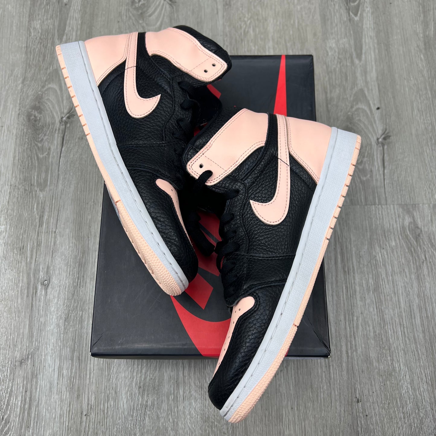 Jordan 1 High Crimson Tint Sz 10 (Preowned)