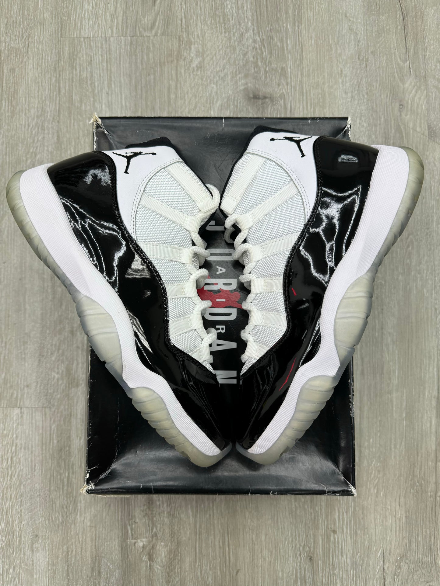 Jordan 11 Concord Sz 7.5 (Preowned)