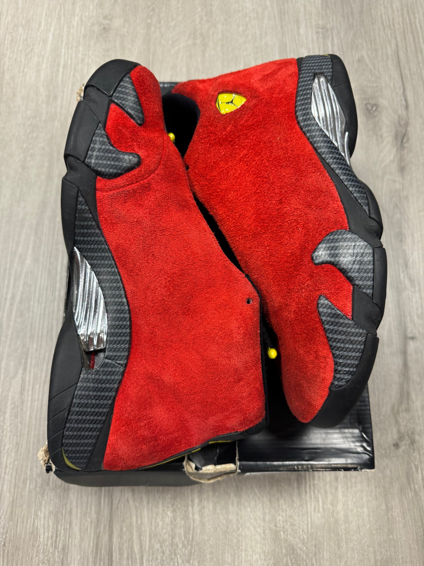 Jordan 14 Ferrari Sz 10.5 (Preowned)