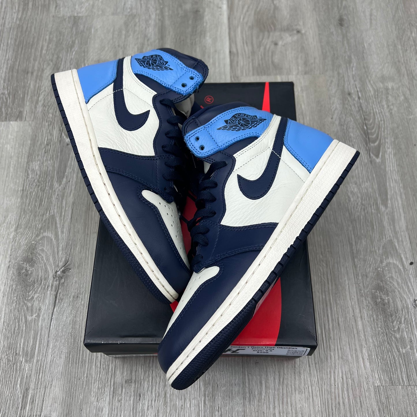 Jordan 1 Retro High Obsidian Sz 9.5 (Preowned)