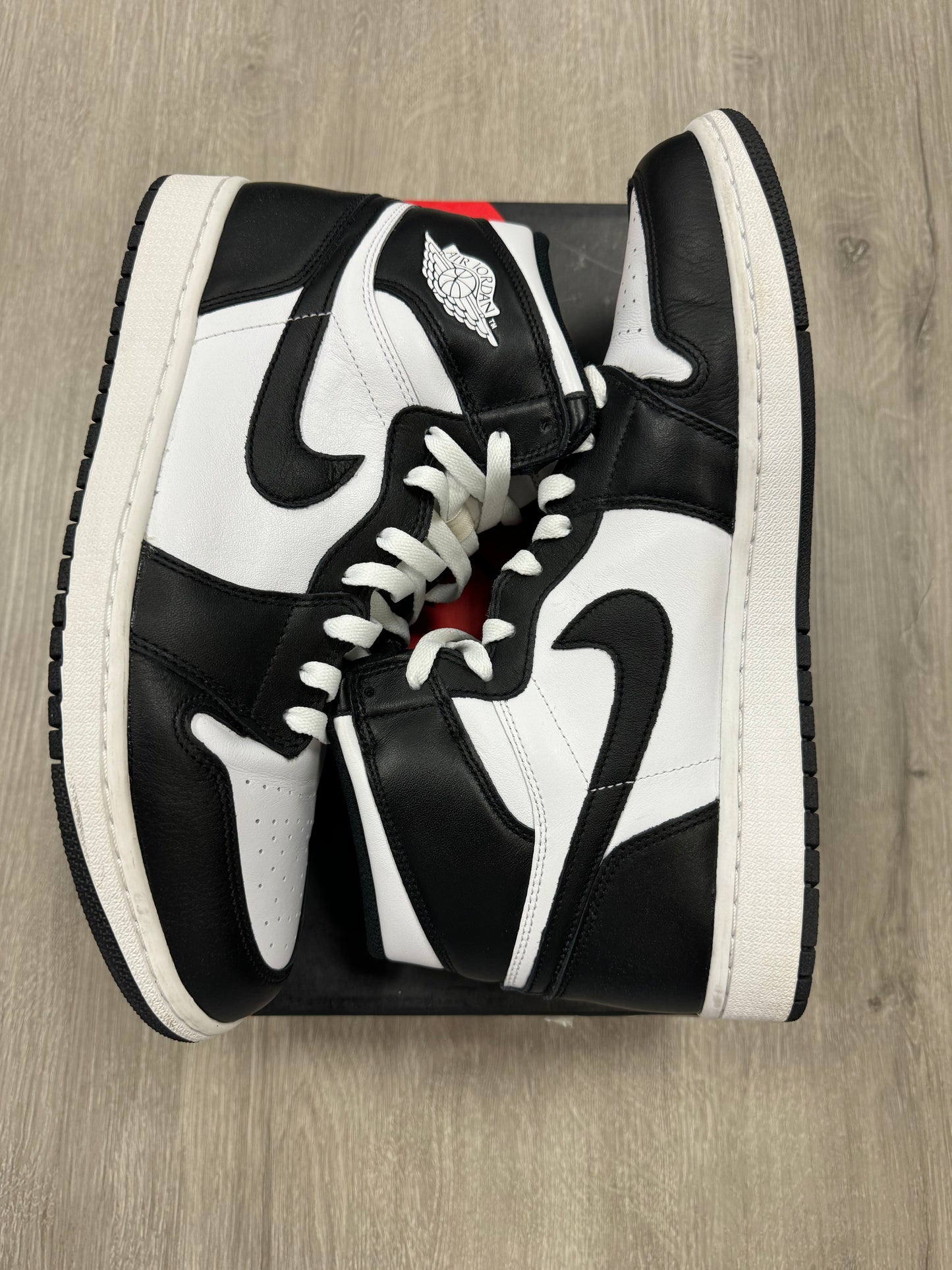 Jordan 1 High Black/White ‘14 Sz 12 (Preowned)