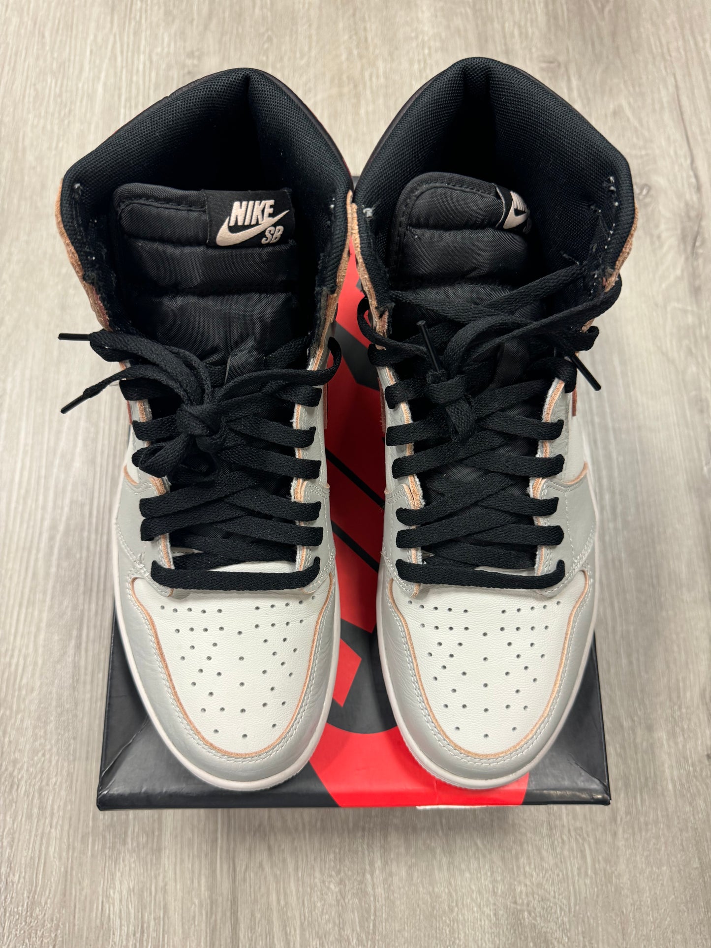 Jordan 1 NYC To Paris Sz 10 (Preowned)