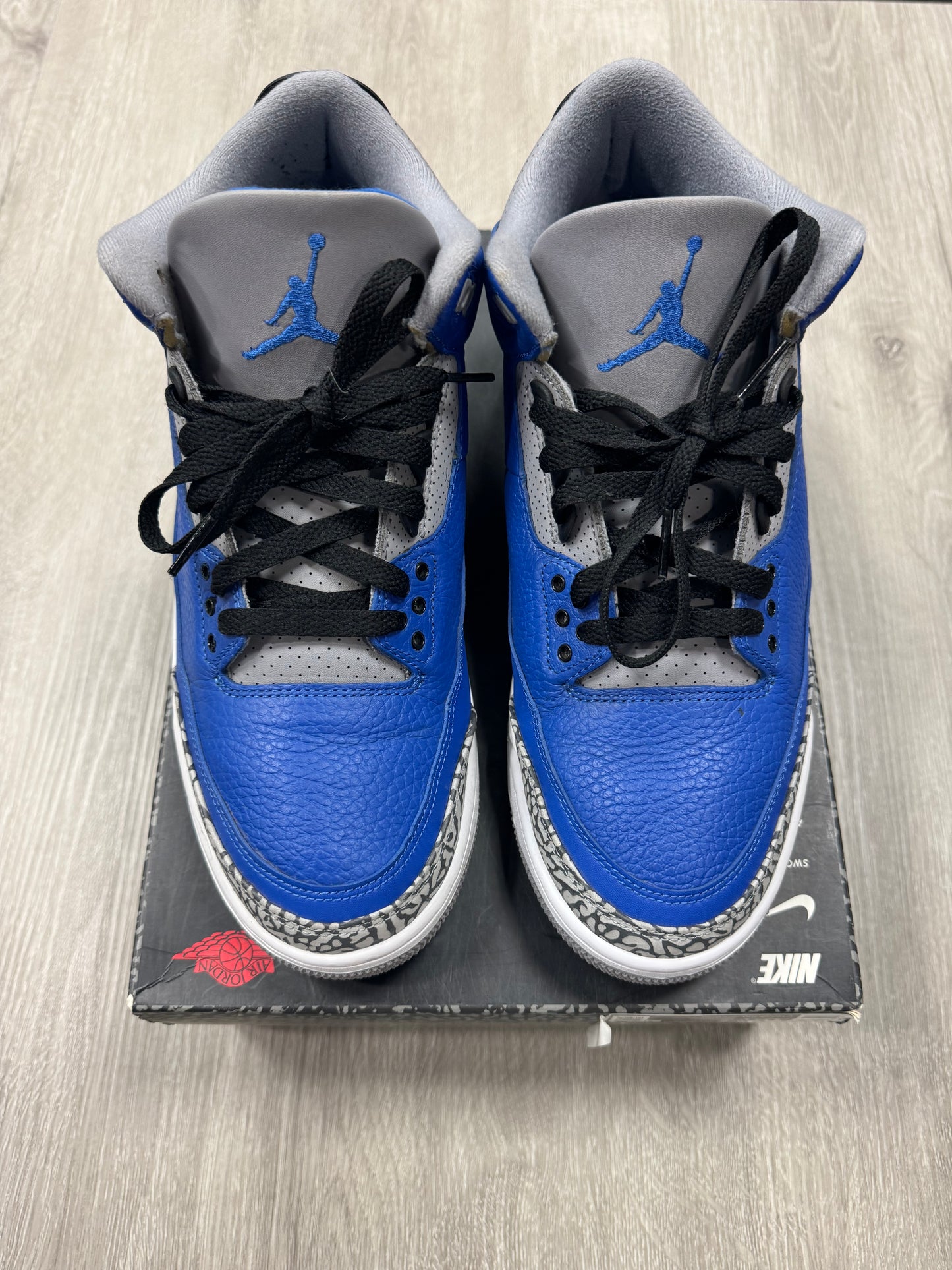 Jordan 3 Varsity Royal Sz 10.5 (Preowned)